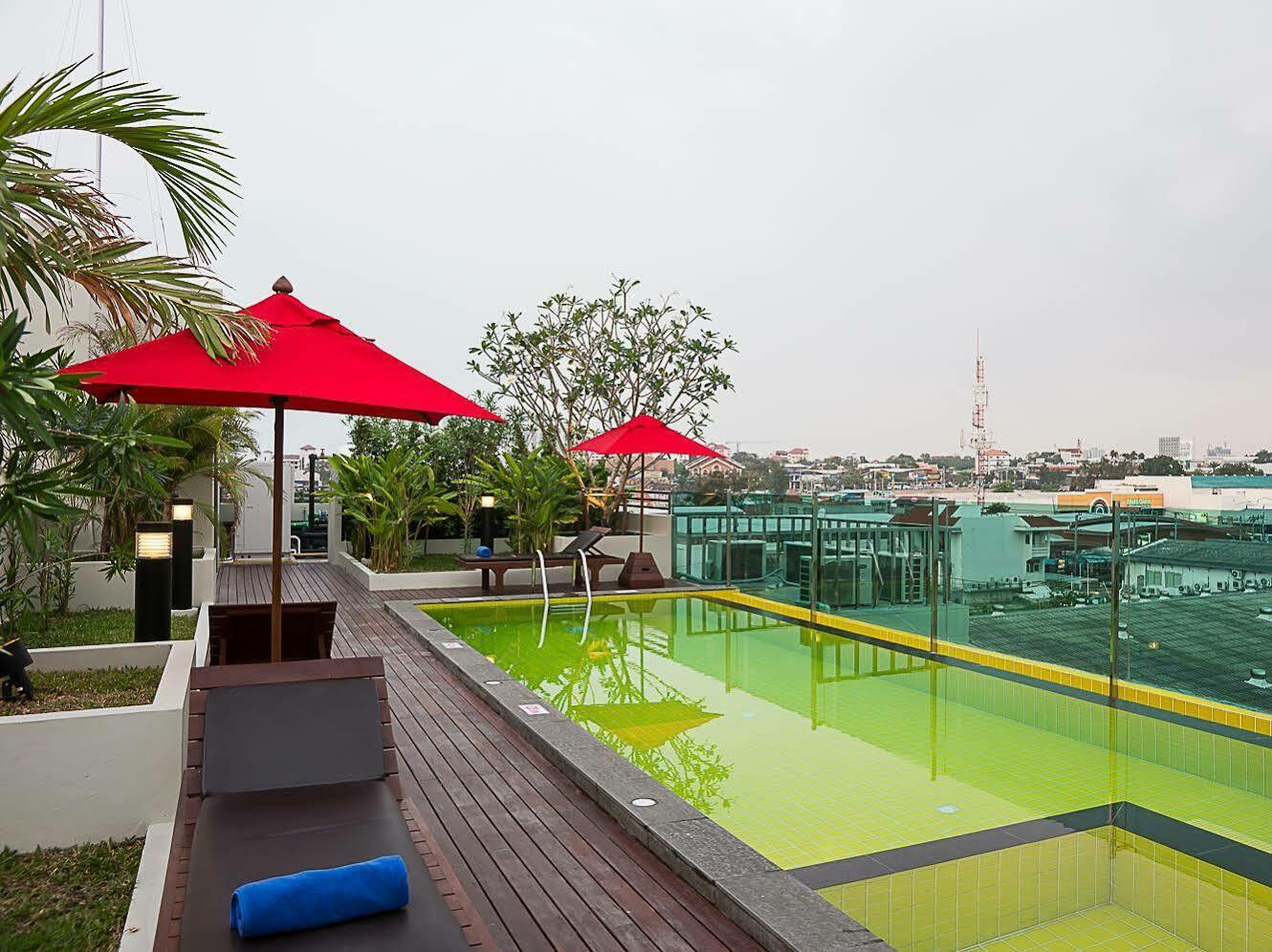Sunshine Hip Hotel Pattaya Exterior photo